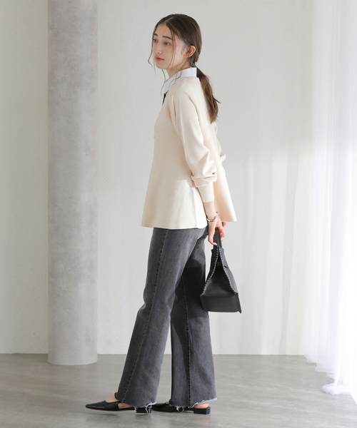 La TOTALITE(ラトータリテ)の「【洗える】ウォッシャブルペプラムニットプルオーバー(ニット/セーター・レディース・ホワイト/ネイビー/サックスブルー・FREE)」の6枚目の写真