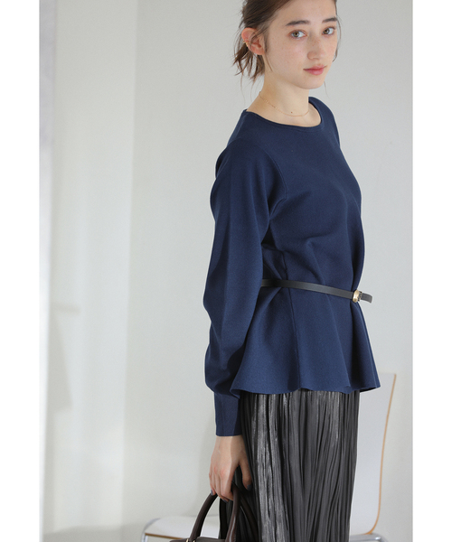 La TOTALITE(ラトータリテ)の「【洗える】ウォッシャブルペプラムニットプルオーバー(ニット/セーター・レディース・ホワイト/ネイビー/サックスブルー・FREE)」の17枚目の写真