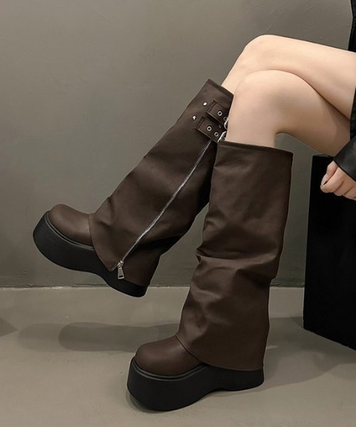 LAC-VERT（ラック・ヴェール）の「【ロング】ZIPベルトカバーブーツ（ブーツ・レディース・ブラック/ブラウン・SMALL/MEDIUM/LARGE）」の5枚目の写真