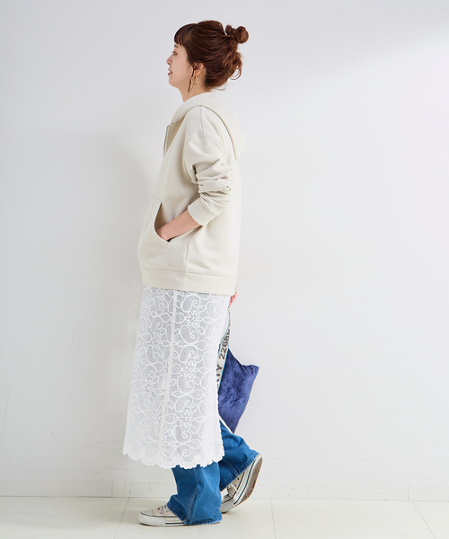 B.C STOCK（ベーセーストック）の「ウォッシャブル / ラメ裏毛オープンフーディ（パーカー・レディース・グレー/アイボリー・FREE）」の7枚目の写真