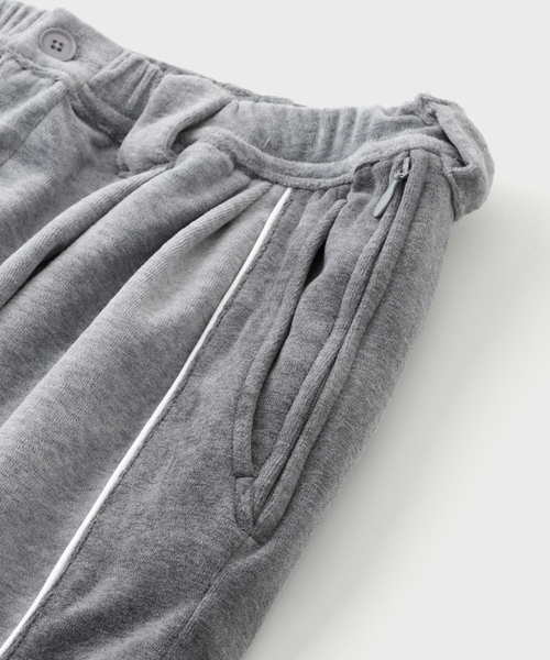 TIGHTBOOTH PRODUCTION（タイトブースプロダクション）の「TBPR / タイトブースプロダクション VELOUR PIPING BALLOON PANTS（その他パンツ・メンズ・グレー・LARGE/MEDIUM）」の3枚目の写真