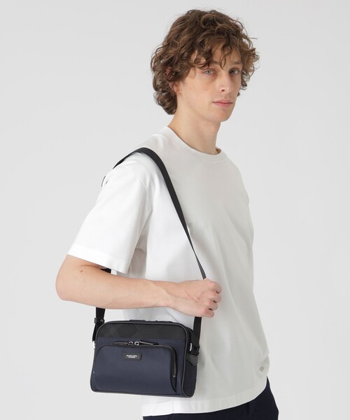 BLACK LABEL CRESTBRIDGE（ブラックレーベル・クレストブリッジ）の「ナイロンコンビカルゼシャドークレストブリッジチェックビジネスショルダーバッグ（ショルダーバッグ・メンズ・ネイビー/ブラック・FREE）」の3枚目の写真