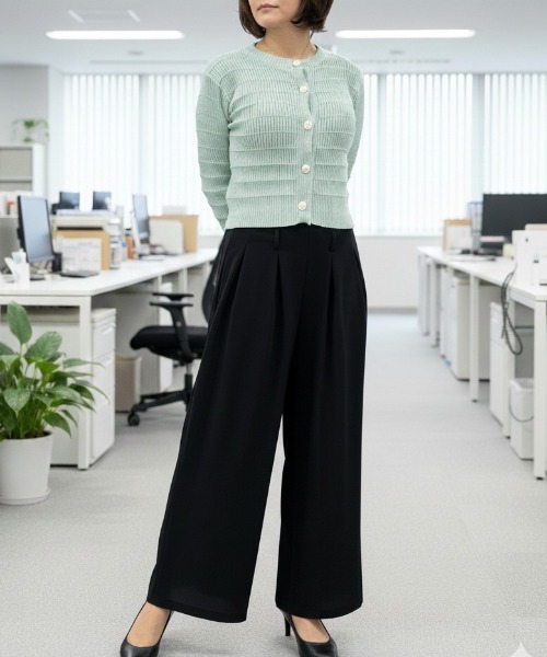 gossip!ロサンゼルス(ゴシップロサンゼルス)の「フロントプリーツ ワイドレッグパンツ(スラックス・レディース・ブラウン/グレー/ブラック・FREE)」の1枚目の写真