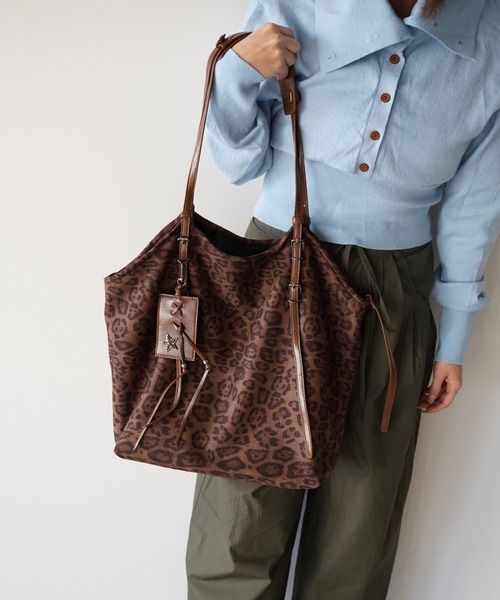SANSeLF(サンセルフ)の「【SANSeLF】レオパード柄ビッグトートバッグ saa26s008(トートバッグ・レディース・ブラウン/ピンク・FREE)」の5枚目の写真