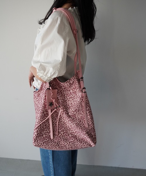 SANSeLF(サンセルフ)の「【SANSeLF】レオパード柄ビッグトートバッグ saa26s008(トートバッグ・レディース・ブラウン/ピンク・FREE)」の11枚目の写真