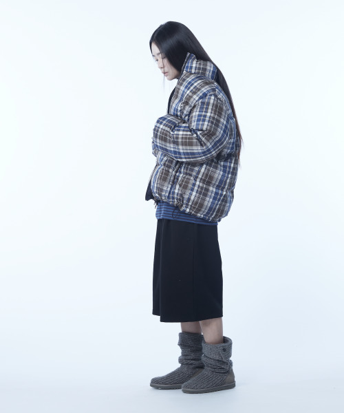 THECOLDESTMOMENT(ザコールデストモーメント)の「TCM mini logo check puffer jacket (navy)(ダウンジャケット/コート・レディース・その他・M/L)」の6枚目の写真
