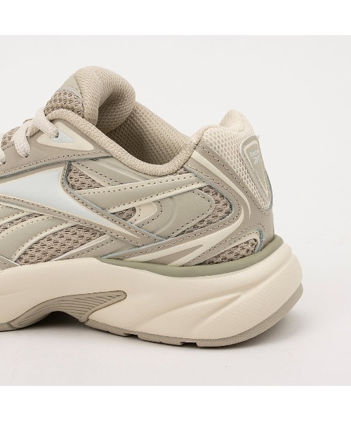 Reebok（リーボック）の「ベルウェーブ / BELWAVE（スニーカー・レディース・ストーン/ベージュ/ホワイト×ピンク・22.0cm/26.0cm/25.5cm/25.0cm/24.0cm/24.5cm/23.5cm/23.0cm/22.5cm）」の10枚目の写真