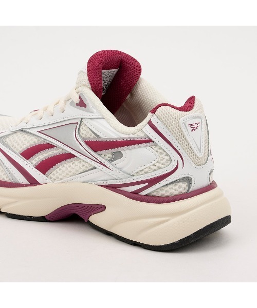 Reebok（リーボック）の「ベルウェーブ / BELWAVE（スニーカー・レディース・ストーン/ベージュ/ホワイト×ピンク・22.0cm/26.0cm/25.5cm/25.0cm/24.0cm/24.5cm/23.5cm/23.0cm/22.5cm）」の15枚目の写真