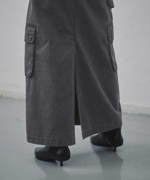 MUSINSA STANDARD WOMAN（ムシンサスタンダードウーマン）の「ウィメンズピグメントカーゴマキシスカート[チャコールグレー]（スカート・レディース・その他・SMALL/MEDIUM/LARGE/X-SMALL）」の8枚目の写真
