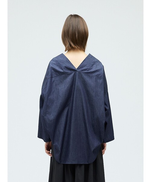 mizuiroind（ミズイロインド）の「mizuiro ind Vネックデニムシャツ（シャツ/ブラウス・レディース・その他1・FREE）」の6枚目の写真
