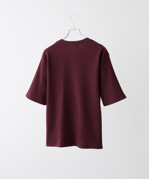 CLEL(クレイル)の「【CLEL】Functional Thermal Henley Neck Short Sleeve T-Shirt / ファンクショナリー サーマルヘンリーネック半袖Tシャツ(抗菌防臭/吸水速乾)(Tシャツ/カットソー・メンズ・ブラック/ワイン/グレイッシュベージュ/ネイビー/杢グレー/ダークブラウン/グレー系2/グレー系1・L/M/S/XS)」の15枚目の写真