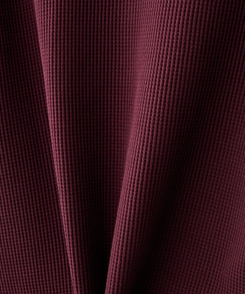 CLEL(クレイル)の「【CLEL】Functional Thermal Henley Neck Short Sleeve T-Shirt / ファンクショナリー サーマルヘンリーネック半袖Tシャツ(抗菌防臭/吸水速乾)(Tシャツ/カットソー・メンズ・ブラック/ワイン/グレイッシュベージュ/ネイビー/杢グレー/ダークブラウン/グレー系2/グレー系1・L/M/S/XS)」の16枚目の写真