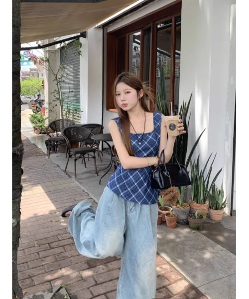Ritzy(リッツィー)の「チェックノースリーブトップス(シャツ/ブラウス・レディース・ブルー・M/L/S)」の4枚目の写真