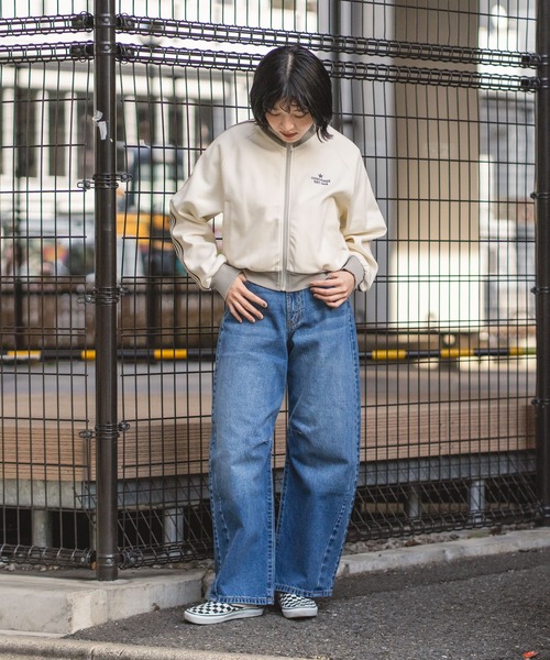 CONVERSE(コンバース)の「【CONVERSE/コンバース】【最旬トラックジャケット】ラインスリーブジャケット トリコット素材 スポーツMIX(ジャージ・レディース・グレー/アイボリー/ブラック/ブルー・LARGE/MEDIUM)」の16枚目の写真