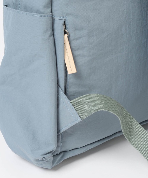 GEORGE'S(ジョージズ)の「12POCKET INSIDE PRINT RUCK(バックパック/リュック・レディース・ブルー/チャコールグレー/ベージュ・FREE)」の16枚目の写真