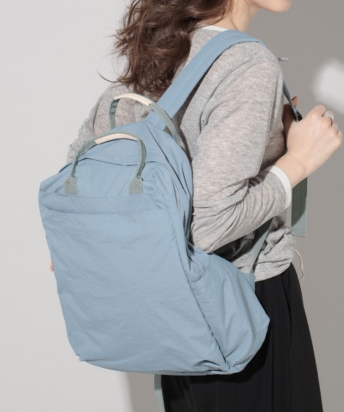 GEORGE'S(ジョージズ)の「12POCKET INSIDE PRINT RUCK(バックパック/リュック・レディース・ブルー/チャコールグレー/ベージュ・FREE)」の8枚目の写真