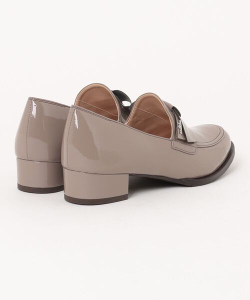 LANVIN en Bleu(ランバンオンブルー)の「オールウェザー対応リボンモチーフローファー(レインシューズ・レディース・サンドベージュ/ブラック・23.0cm/23.5cm/24.0cm/24.5cm/22.5cm)」の3枚目の写真