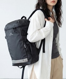 MICHAEL LINNELL（マイケル リンネル）の「【MICHAEL LINNELL/マイケルリンネル】Square Backpack/スクエア バックパック TPUコーティング(容量：約32L）（バックパック/リュック）」