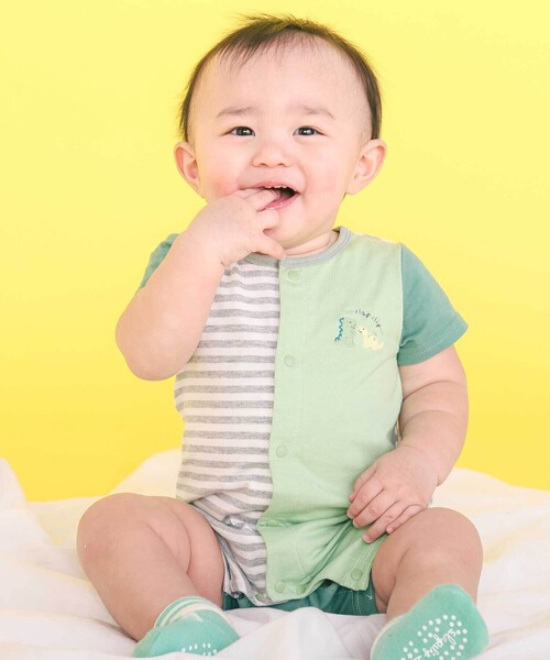 SLAP SLIP BABY（スラップスリップベビー）の「くじらクマ恐竜アニマルおしりモチーフボーダー切り替えロンパースベビー(60~80cm)（ロンパース・キッズ・ベージュ系その他/グリーン系その他/ブルー系その他2・60cm/80ｃｍ/70cm）」の3枚目の写真