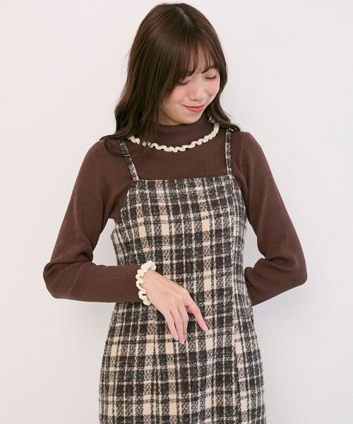 MAJESTIC LEGON(マジェスティックレゴン)の「チェックマーメイドキャミワンピース(ワンピース・レディース・ブラウン系その他2・MEDIUM)」の4枚目の写真