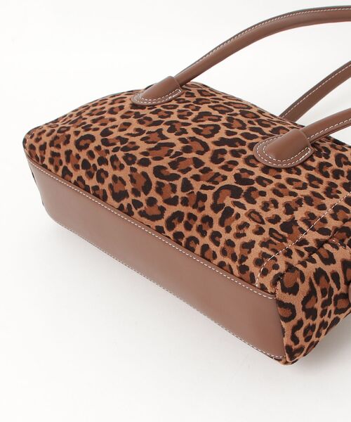 tinkerend（ティンカーエンド）の「Stitch Leopard Print Boston Bag / スティッチ レオパードプリント ボストンバッグ（ハンドバッグ・レディース・ブラウン・FREE）」の9枚目の写真