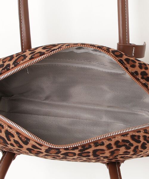 tinkerend（ティンカーエンド）の「Stitch Leopard Print Boston Bag / スティッチ レオパードプリント ボストンバッグ（ハンドバッグ・レディース・ブラウン・FREE）」の10枚目の写真