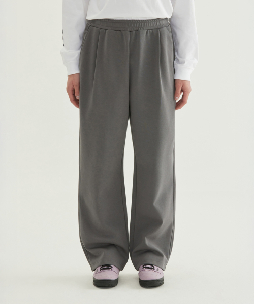 COVERNAT(カバーナット)の「Cロゴセミワイドスウェットパンツブラック(スウェットパンツ・レディース・その他・SMALL/MEDIUM/LARGE/X-LARGE/XX-LARGE/X-SMALL)」の7枚目の写真