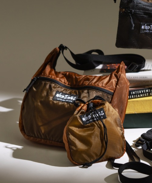 WILD THINGS(ワイルドシングス)の「500mlペットボトル収納可能【WILD THINGS】LIGHT SHOULDER BAG 超軽量 リップストップナイロン ショルダーバッグ(ショルダーバッグ・レディース・カーキ系/ブラック/クリアブラウン・ONE SIZE)」の8枚目の写真