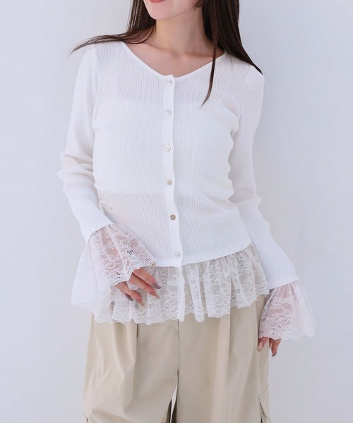 archives(アルシーヴ)の「レースドッキングギャザーニットカーディガン(カーディガン/ボレロ・レディース・ネイビー/オフホワイト/ブルー・MEDIUM)」の2枚目の写真