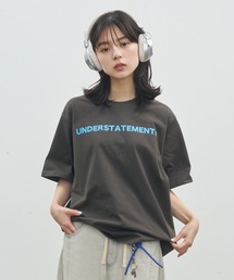 AUREN（オーレン）の「【ユニセックス】都会を着る。UNDERSTATEMENTsロゴTシャツ（Tシャツ/カットソー）」