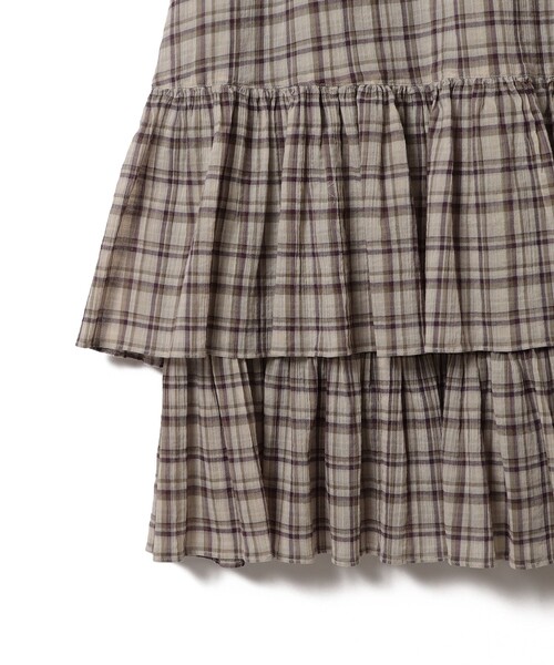 BEAMS BOY(ビームスボーイ)の「ボーイ チェック ティアード(スカート・レディース・ベージュ/サックスブルー・ONE SIZE)」の13枚目の写真