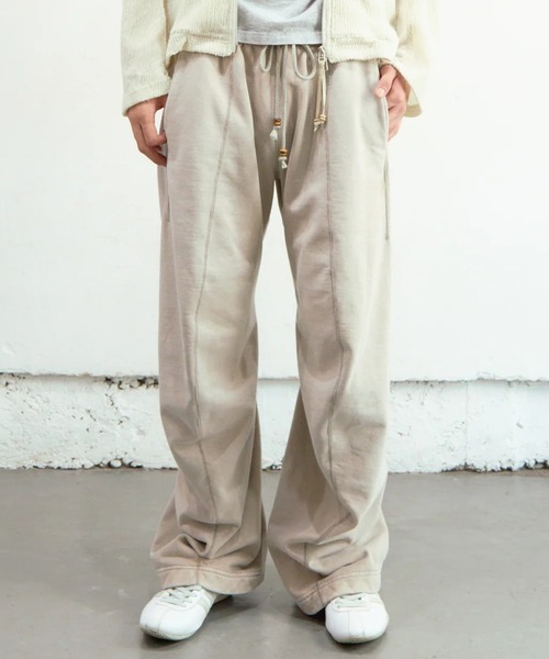 NVRFRGT(ネヴァーフォーゲット)の「【NVRFRGT】CURVED LEG LOUNGE PANTS(その他パンツ・メンズ・アイボリー/チャコールグレー・1/2)」の2枚目の写真