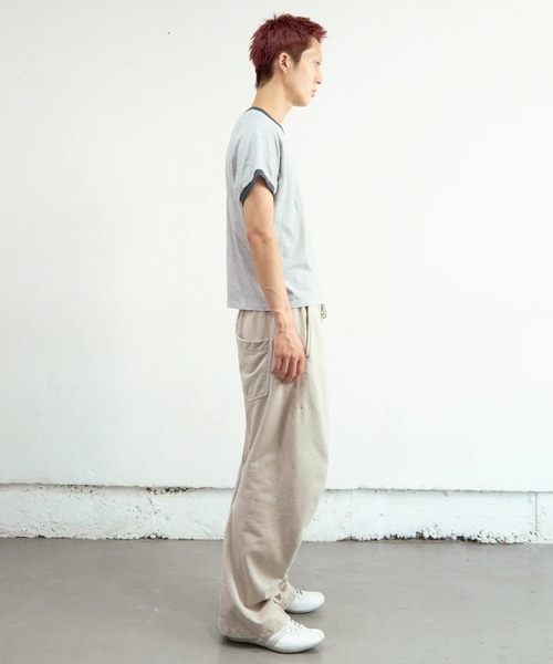 NVRFRGT(ネヴァーフォーゲット)の「【NVRFRGT】CURVED LEG LOUNGE PANTS(その他パンツ・メンズ・アイボリー/チャコールグレー・1/2)」の13枚目の写真