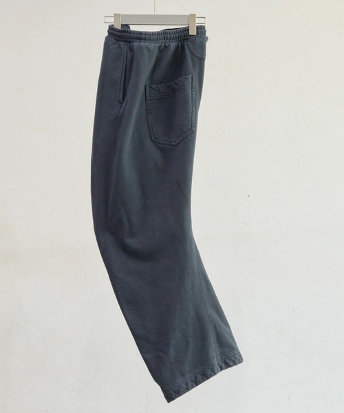 NVRFRGT(ネヴァーフォーゲット)の「【NVRFRGT】CURVED LEG LOUNGE PANTS(その他パンツ・メンズ・アイボリー/チャコールグレー・1/2)」の5枚目の写真