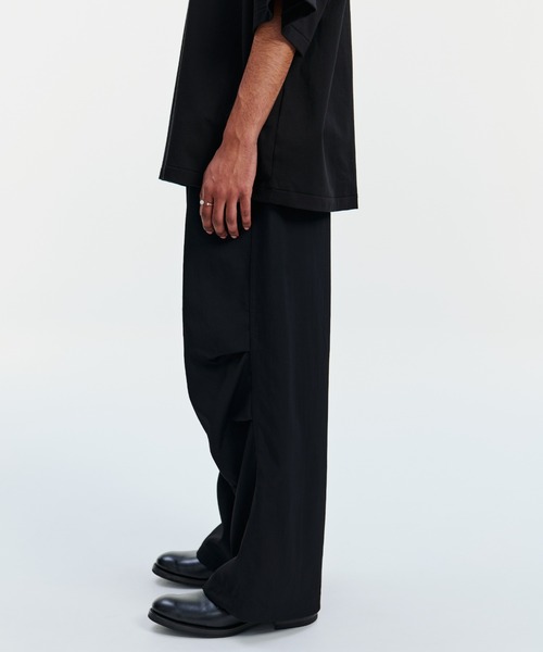 COOTIE PRODUCTIONS(クーティープロダクションズ)の「Ny/Wo Twill Utility Wide Easy Trousers(カーゴパンツ・メンズ・ブラック・LARGE/MEDIUM/SMALL/X-LARGE)」の4枚目の写真
