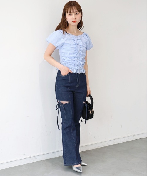 tiptop(ティップトップ)の「レース付脇リボンフレアパンツ(デニムパンツ・レディース・ブルー/ネイビー/ブラック・S/M)」の22枚目の写真