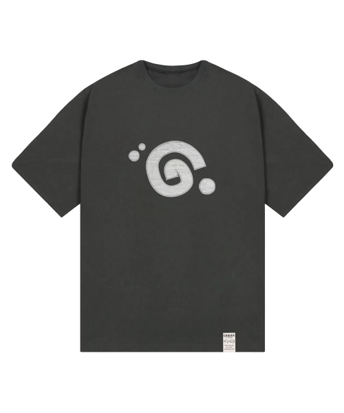 GRAVER（グレーバー）の「[ユニセックス]Gシンボル半袖Tシャツ_4カラー（Tシャツ/カットソー・レディース・ブラック/ライトグレー/ホワイト/チャコールグレー・SMALL/MEDIUM/LARGE）」の6枚目の写真