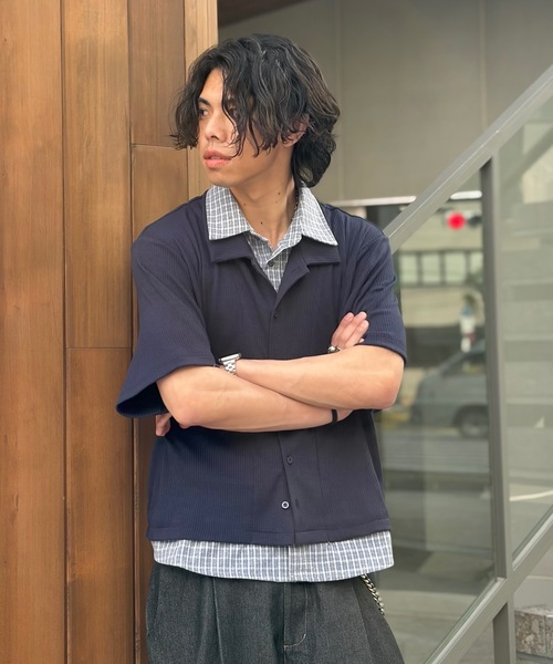 MandO(エムオー)(エムオー)の「レイヤードショートシャツ/無地&チェック(シャツ/ブラウス・メンズ・ネイビー/チャコールグレー/オフホワイト・LARGE/MEDIUM)」の8枚目の写真