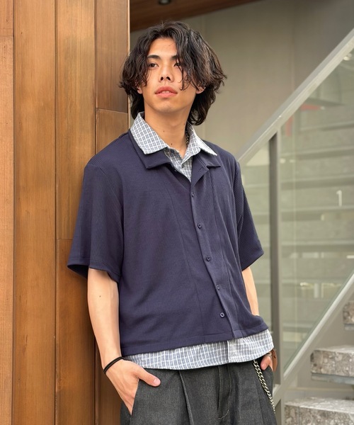 MandO(エムオー)(エムオー)の「レイヤードショートシャツ/無地&チェック(シャツ/ブラウス・メンズ・ネイビー/チャコールグレー/オフホワイト・LARGE/MEDIUM)」の10枚目の写真