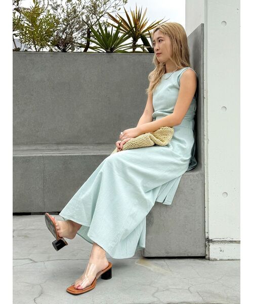 Ungrid（アングリッド）の「バックデザインノースリワンピース（ワンピース・レディース・ブラック/アイボリー/ブルー・SMALL/MEDIUM）」の10枚目の写真