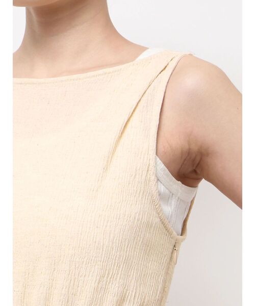 Ungrid（アングリッド）の「バックデザインノースリワンピース（ワンピース・レディース・ブラック/アイボリー/ブルー・SMALL/MEDIUM）」の16枚目の写真