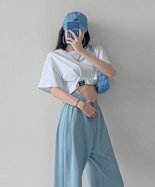 SallyLunn(サリーラン)の「ワンポイントタック クロップドTシャツ(Tシャツ/カットソー・レディース・ホワイト/ブラック/グレー・FREE)」の11枚目の写真