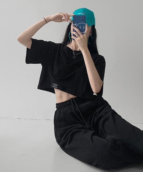 SallyLunn(サリーラン)の「ワンポイントタック クロップドTシャツ(Tシャツ/カットソー・レディース・ホワイト/ブラック/グレー・FREE)」の13枚目の写真