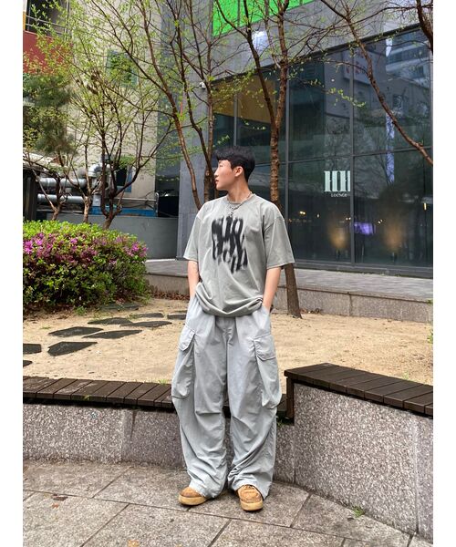 SLOWACID（スローアシッド）の「ブラーリーロゴ半袖Tシャツ[ライトカーキ]（Tシャツ/カットソー・レディース・その他・LARGE/MEDIUM/SMALL/X-LARGE）」の2枚目の写真
