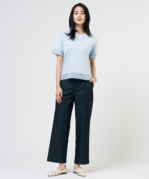 J.PRESS Ladies(J.プレス レディス)の「【シーンレスに活躍】コットンスムース シアーデザイン カットソー(Tシャツ/カットソー・レディース・ブラウン系/ホワイト系/ネイビー系/サックスブルー系/ライトグリーン系/ライトグレー系・SMALL)」の16枚目の写真