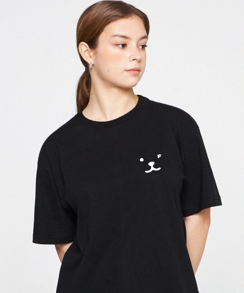 GRAVER（グレーバー）の「[ユニセックス]パピーフェイスホワイトスモールドローイングスマイル半袖Tシャツ_ブラック（Tシャツ/カットソー・レディース・ブラック・SMALL/MEDIUM/LARGE）」の3枚目の写真