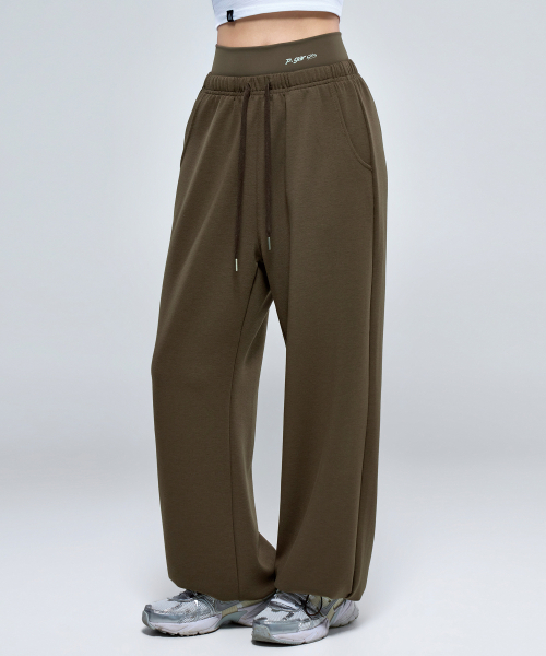 PHYSICAL GARMENTS（フィジカルガーメンツ）の「P5069 ウーマンレイヤードワイドパンツ [3COLOR]（スウェットパンツ・レディース・ブラック/ブラウン/アイボリー・SMALL/MEDIUM）」の4枚目の写真