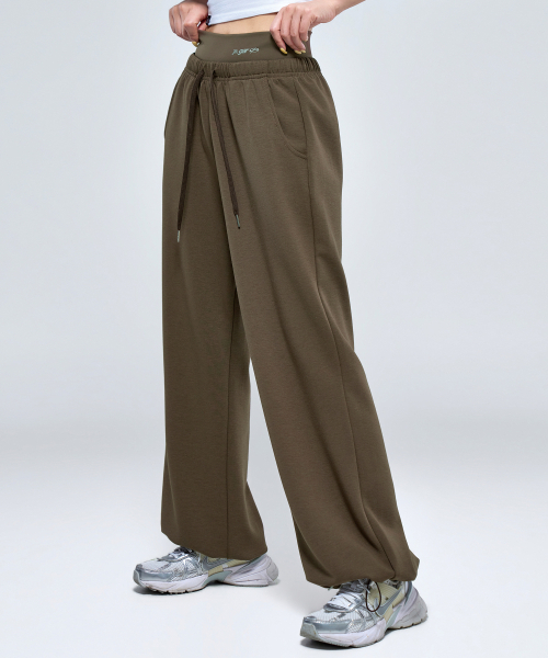 PHYSICAL GARMENTS（フィジカルガーメンツ）の「P5069 ウーマンレイヤードワイドパンツ [3COLOR]（スウェットパンツ・レディース・ブラック/ブラウン/アイボリー・SMALL/MEDIUM）」の5枚目の写真
