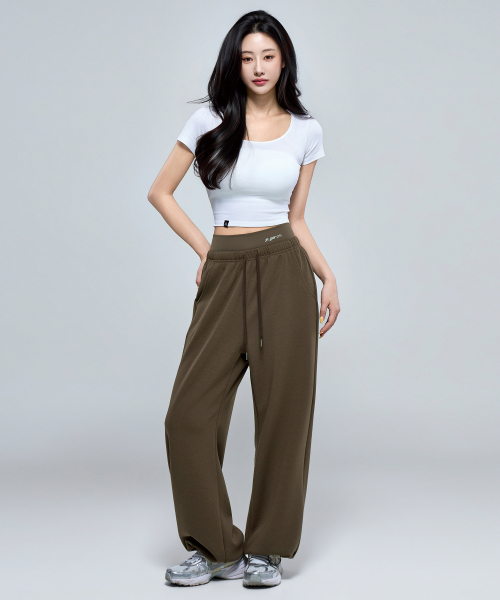 PHYSICAL GARMENTS（フィジカルガーメンツ）の「P5069 ウーマンレイヤードワイドパンツ [3COLOR]（スウェットパンツ・レディース・ブラック/ブラウン/アイボリー・SMALL/MEDIUM）」の8枚目の写真
