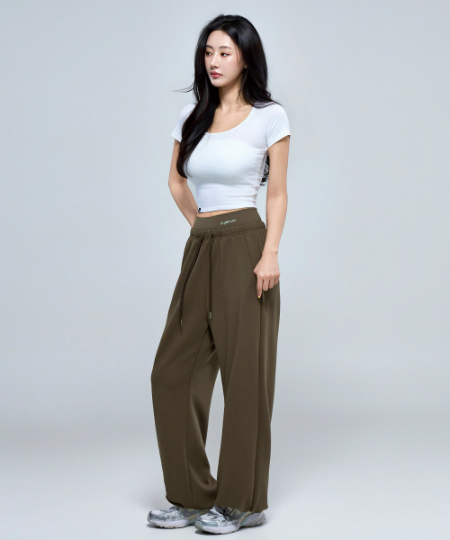 PHYSICAL GARMENTS（フィジカルガーメンツ）の「P5069 ウーマンレイヤードワイドパンツ [3COLOR]（スウェットパンツ・レディース・ブラック/ブラウン/アイボリー・SMALL/MEDIUM）」の10枚目の写真